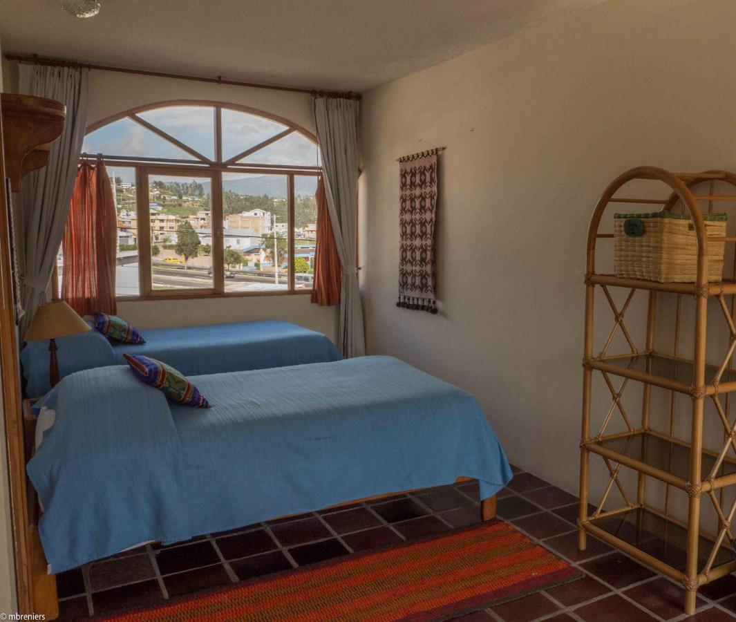 La Posada Del Quinde Otavalo Εξωτερικό φωτογραφία